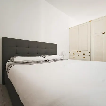 Bagnolo 23 Colli Dell Infinito Apartment